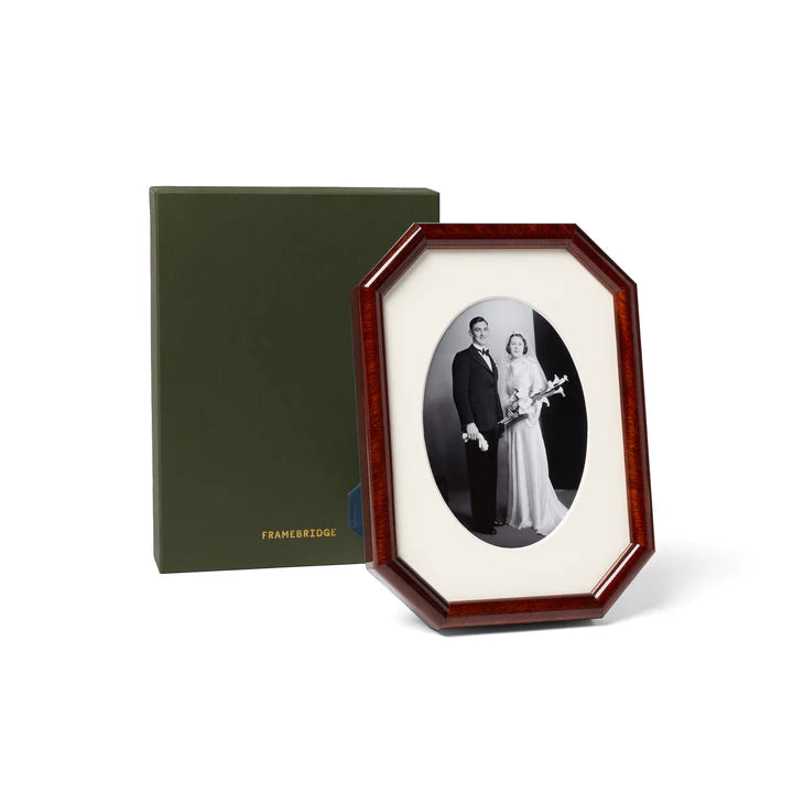 Lacquered Mahogany Octagonal Frame: 7x9