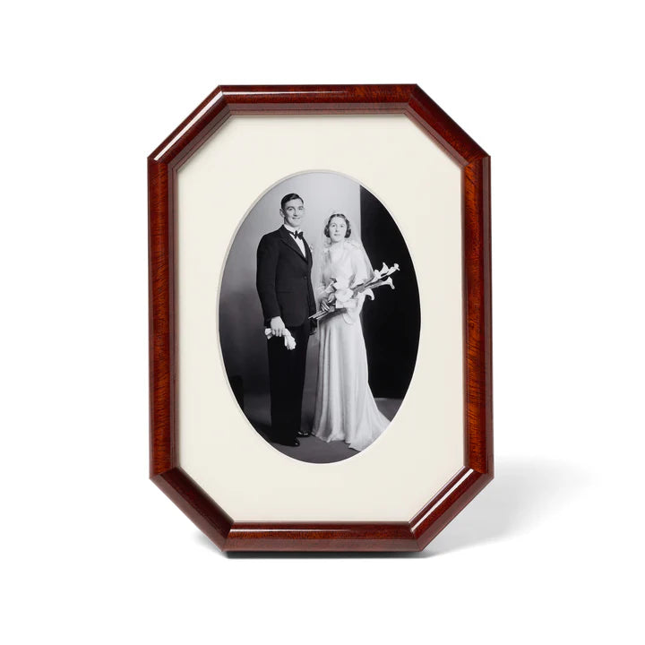 Lacquered Mahogany Octagonal Frame: 7x9